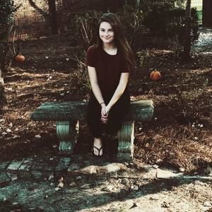 Meet your Posher, Lily